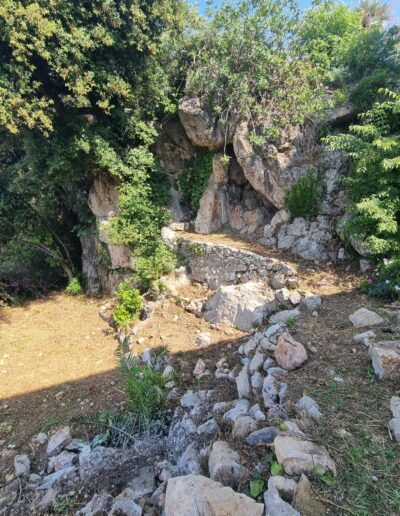 Début du chantier d’aménagement paysager autour de la villa Hinn