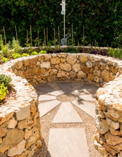 Circular dry-stone kitchen garden in a landscaped garden in Mougins